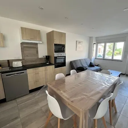 Holiday home Maison Proche Le Pal